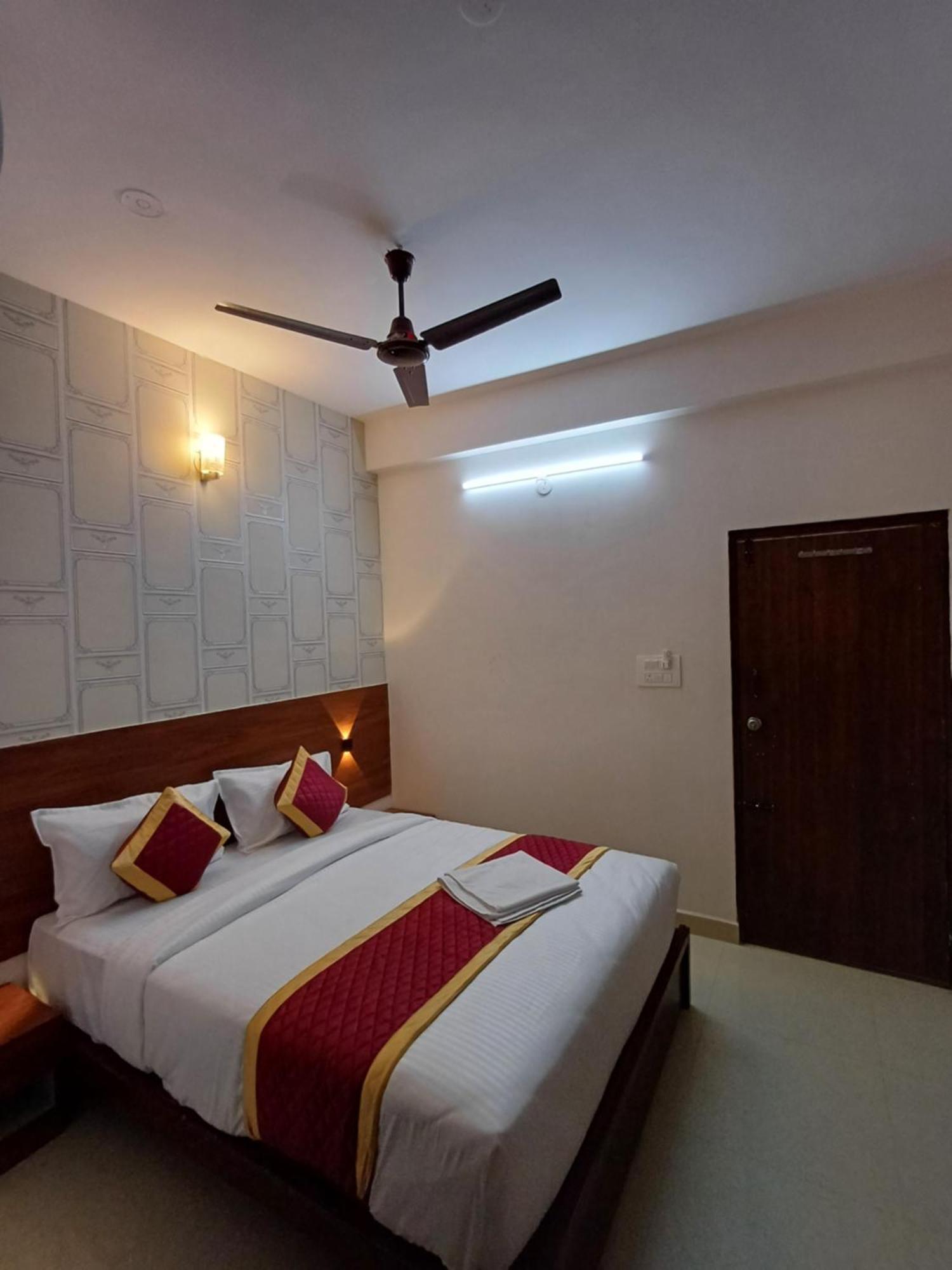 Hotel D3 Inn Bangalore Room photo